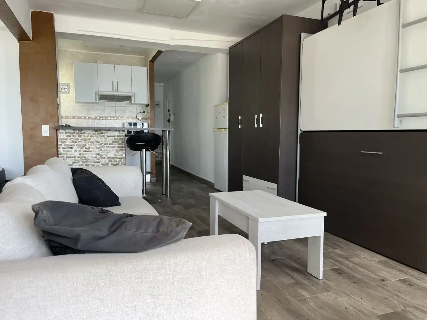 Wohnung zur Miete in Carrer de Colón, 13, Mar i Camp - Platja dels Capellans Wohnung zur Miete in Carrer de Colón, 13, Mar i Camp - Platja dels Capellans