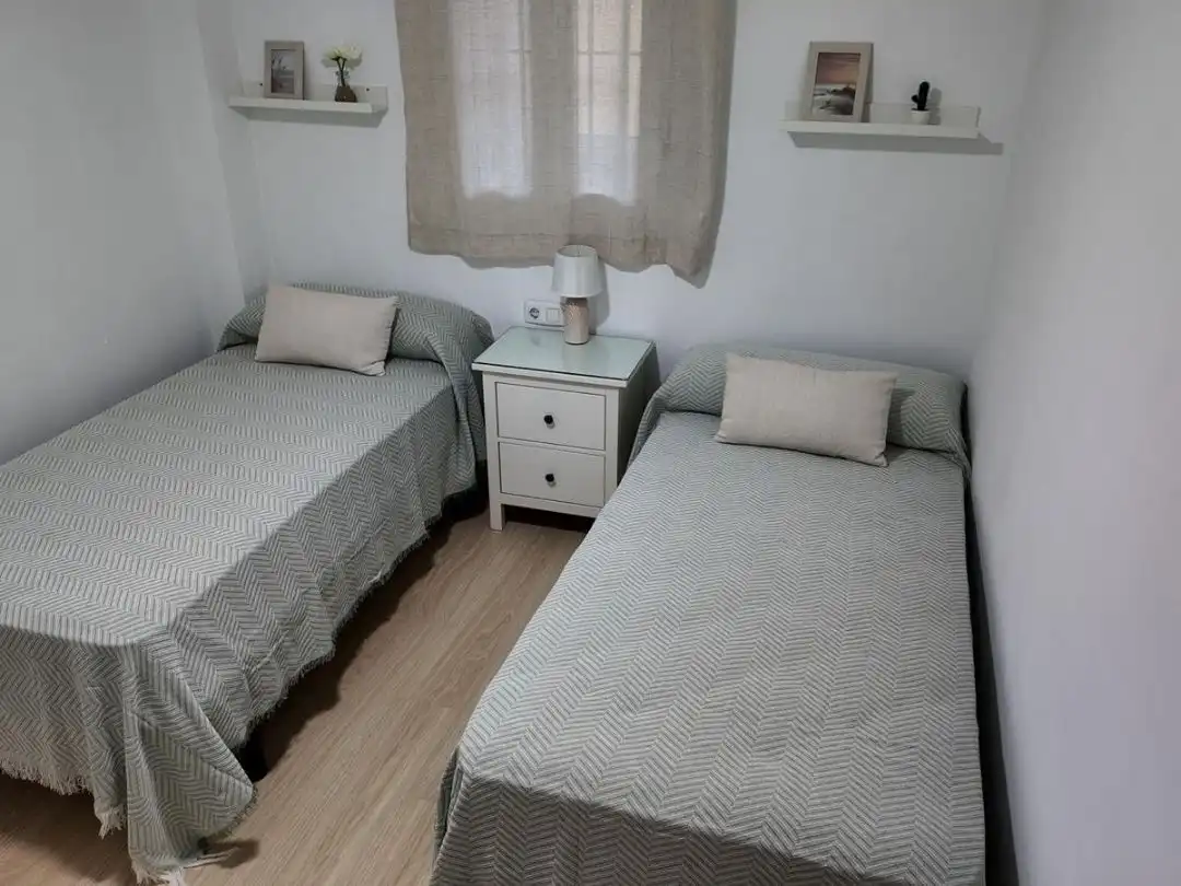 Flat for rent in Calle Mar del Norte, 10, Las Redes Bedroom of Flat for rent in El Puerto de Santa María with Terrace, Swimming Pool and Furnished