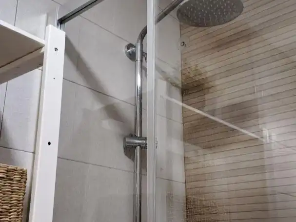 Flat for rent in Calle Mar del Norte, 10, Las Redes Bathroom of Flat for rent in El Puerto de Santa María with Terrace, Swimming Pool and Furnished