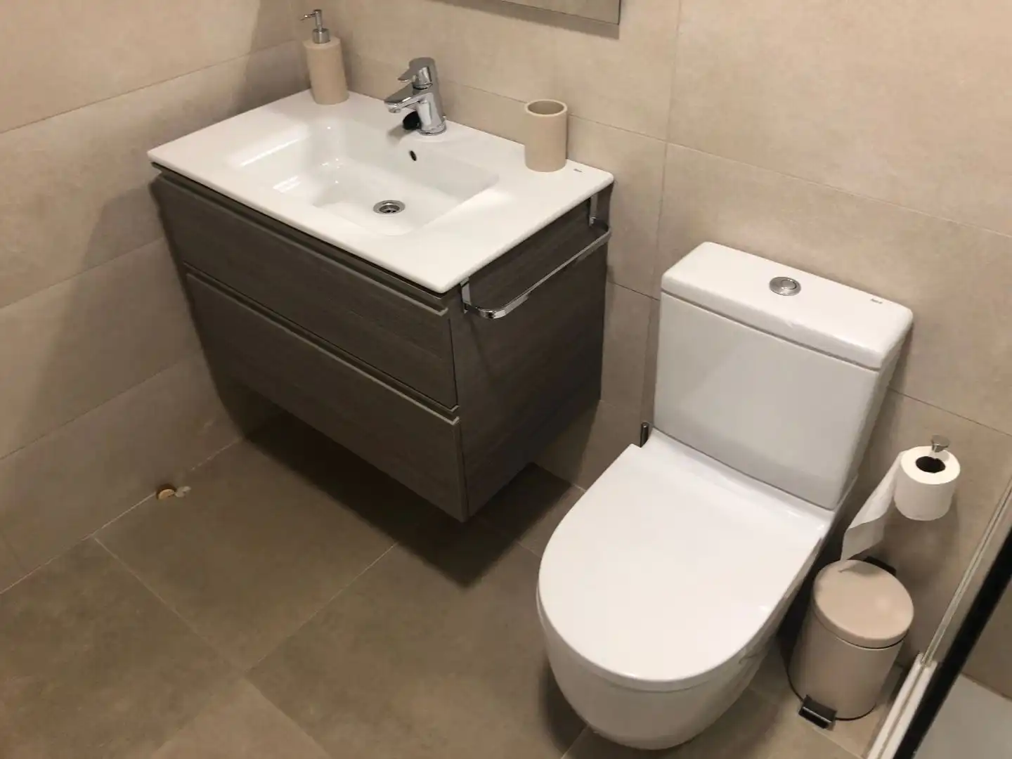 Ático en venta en Olarizu Hiribidea, 21, Adurtza Baño de Ático en venta en Vitoria - Gasteiz con Calefacción, Terraza y Trastero