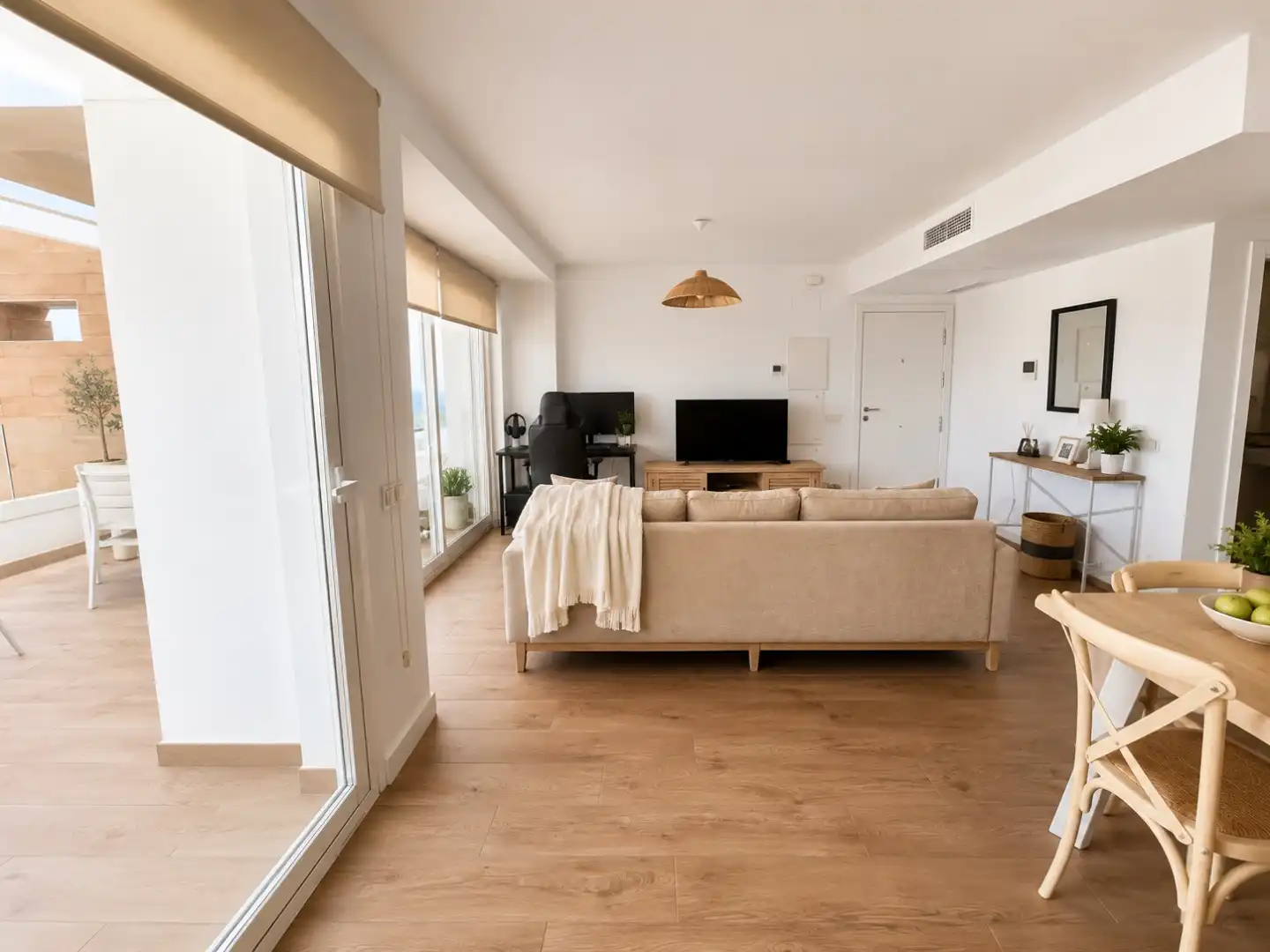 Wohnung zum Verkauf in Calle Magnolio, 2, Torrox Wohnzimmer von Wohnung zum Verkauf in Torrox mit Klimaanlage, Terrasse und Schwimmbad