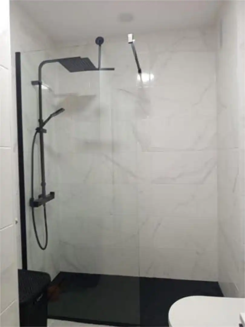 Badezimmer von Wohnung zum Verkauf in San Fernando mit Privatgarten und Terrasse