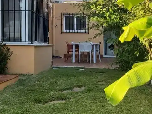 Pis de lloguer a Calle Mochuelo, 35, El Águila Jardí de Pis de lloguer en El Puerto de Santa María amb Aire condicionat, Calefacció i Jardí privat