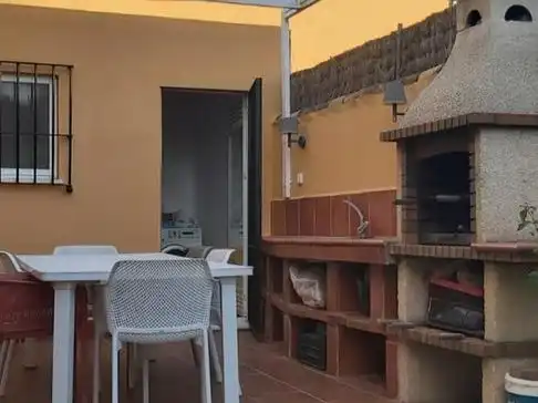 Pis de lloguer a Calle Mochuelo, 35, El Águila Terrassa de Pis de lloguer en El Puerto de Santa María amb Aire condicionat, Calefacció i Jardí privat