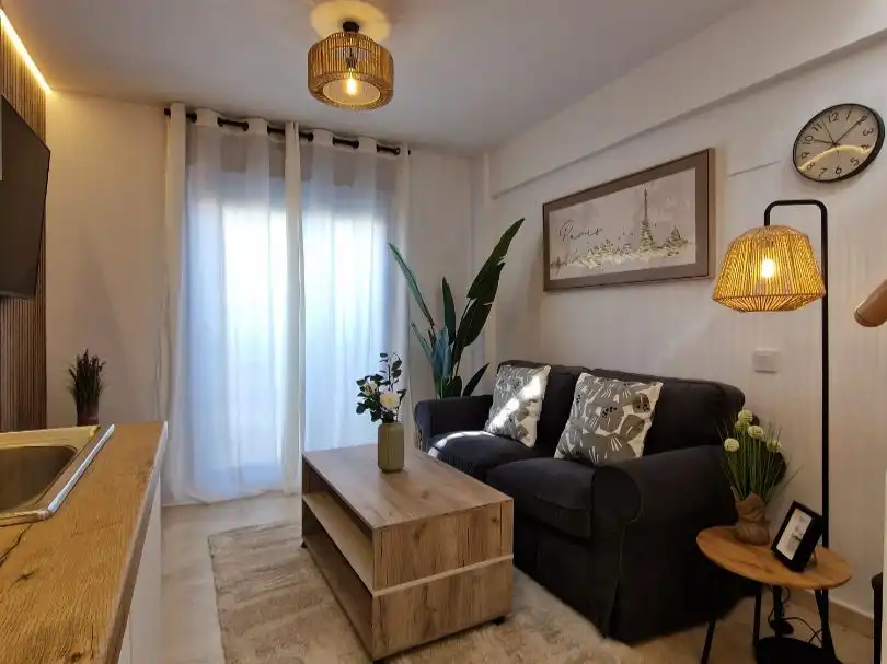 Living room of Flat for sale in Benalmádena  with Air Conditioner, Terrace and Balcony