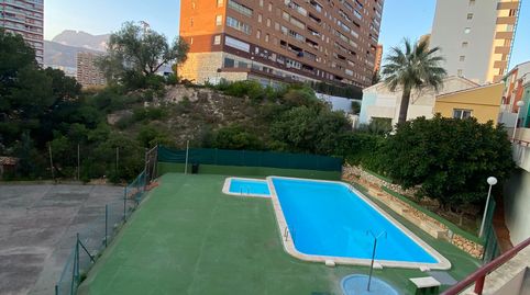 Casa adosada en venta en Calle Asturias, 22, Playa Poniente, Benidorm - imagen 4 Foto 4 de Casa adosada en venta en Calle Asturias, 22, Playa Poniente, Benidorm