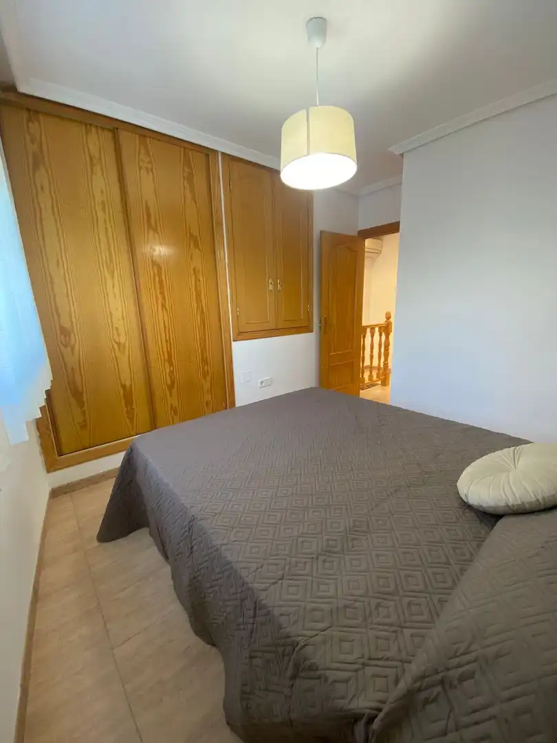 Habitación de Casa adosada en venta en Benidorm con Aire acondicionado, Jardín privado y Terraza