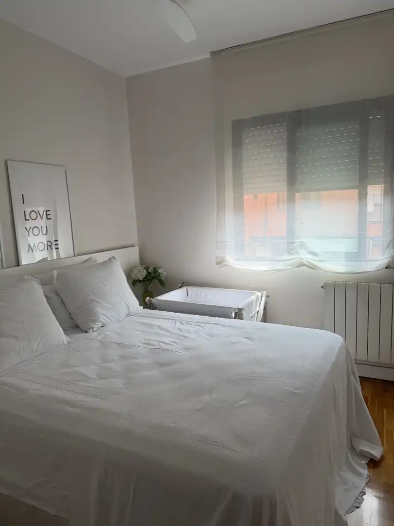 Flat for sale in Carrer de la Muntanya, 18, El Clot Bedroom of Flat for sale in Barcelona Capital with Air Conditioner