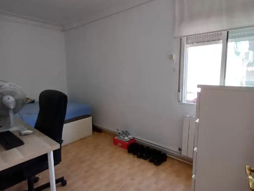 Flat for sale in Plaza Isla de Fuerteventura, 3, Tres Olivos - Valverde Bedroom of Flat for sale in Madrid Capital with Air Conditioner