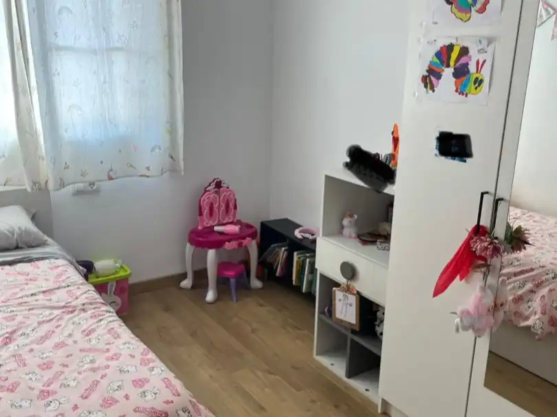 Wohnung zum Verkauf in Nulles Schlafzimmer von Wohnung zum Verkauf in Nulles mit Klimaanlage, Heizung und Privatgarten