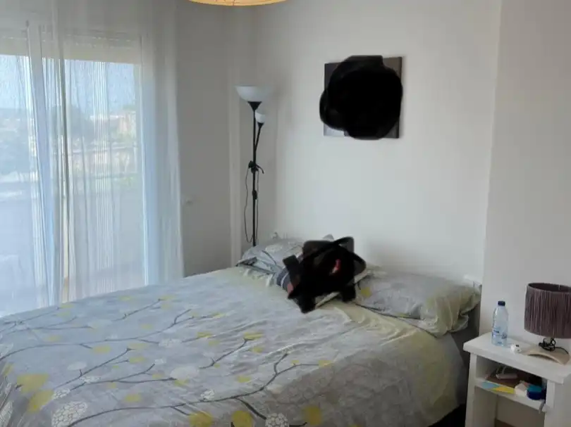 Wohnung zum Verkauf in Nulles Schlafzimmer von Wohnung zum Verkauf in Nulles mit Klimaanlage, Heizung und Privatgarten