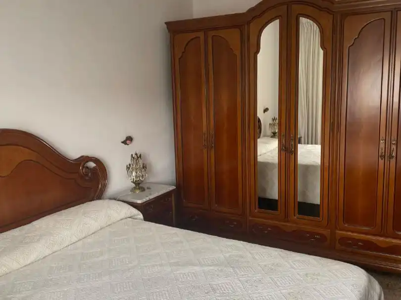 Bedroom of Flat for sale in Sevilla  with Air Conditioner, Terrace and Furnished