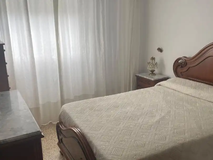 Bedroom of Flat for sale in Sevilla  with Air Conditioner, Terrace and Furnished