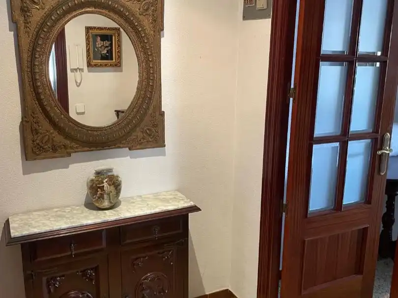 Flat for sale in Sevilla  with Air Conditioner, Terrace and Furnished