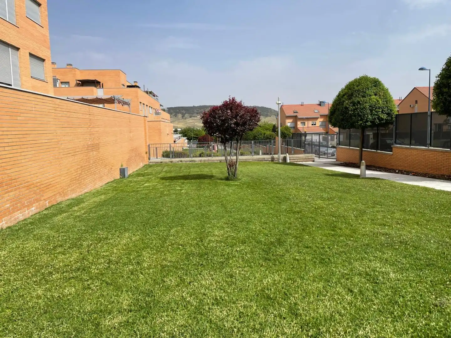Jardín de Piso de alquiler en Villalbilla con Calefacción, Jardín privado y Parquet