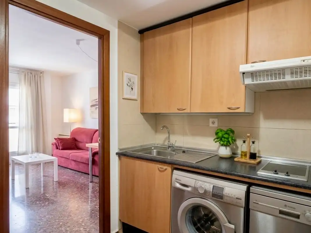 Piso en venta en Calle de Matías Maluenda, 3, La Jota Cocina de Piso en venta en Zaragoza con Aire acondicionado, Calefacción y Jardín privado