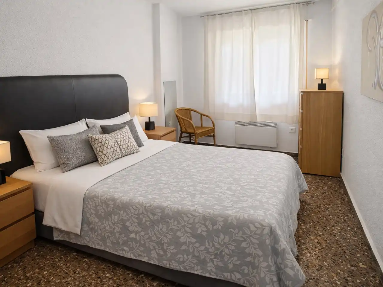 Piso en venta en Calle de Matías Maluenda, 3, La Jota Habitación de Piso en venta en Zaragoza con Aire acondicionado, Calefacción y Jardín privado
