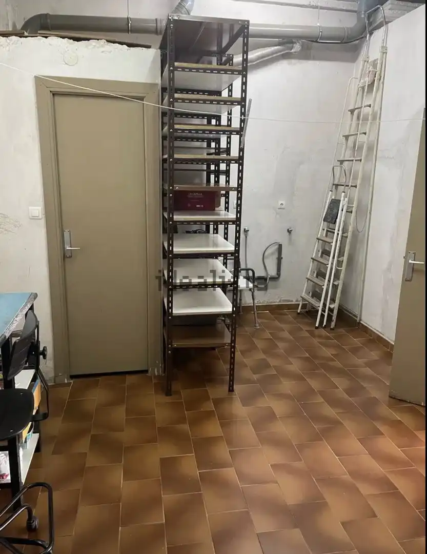 Geschaftsraum zur Miete in Burgos
