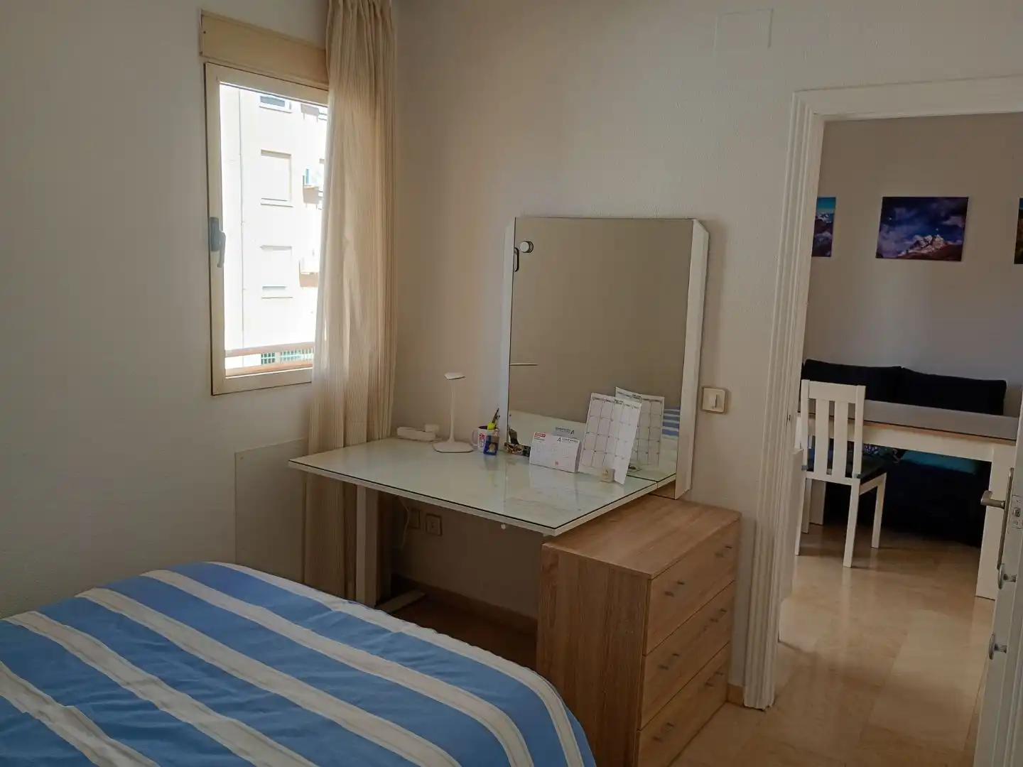 Pis de lloguer a Avenida de Antonio Pascual Acosta, 15, El Valle - Universidad Dormitori de Pis de lloguer en Jaén amb Aire condicionat, Calefacció i Terrassa