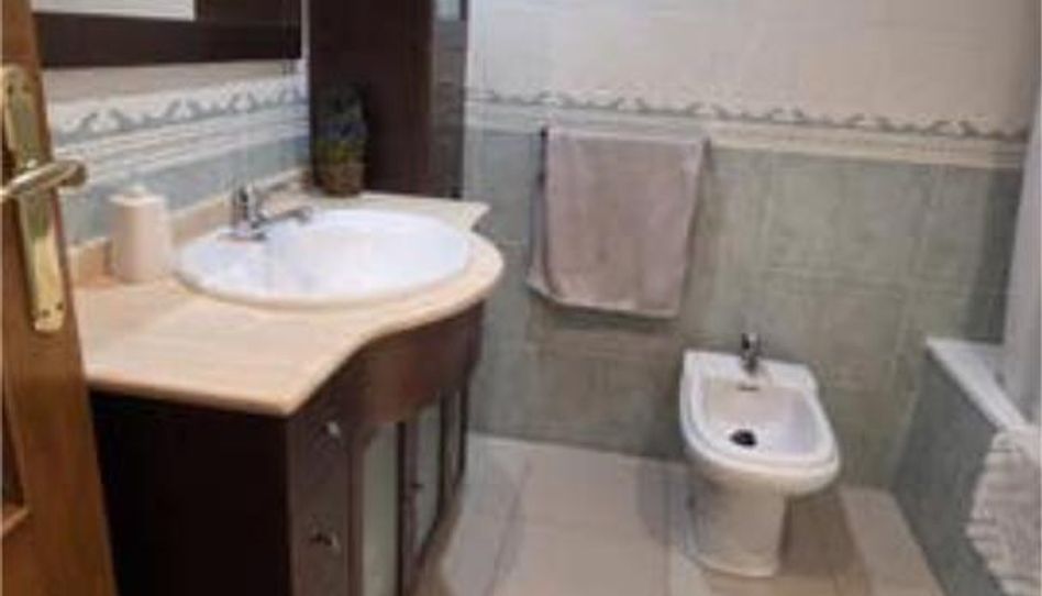 Flat for rent in Huerta de la Reina - Trassierra, Córdoba Capital - image 1 Photo 1 of Flat for rent in Huerta de la Reina - Trassierra, Córdoba Capital