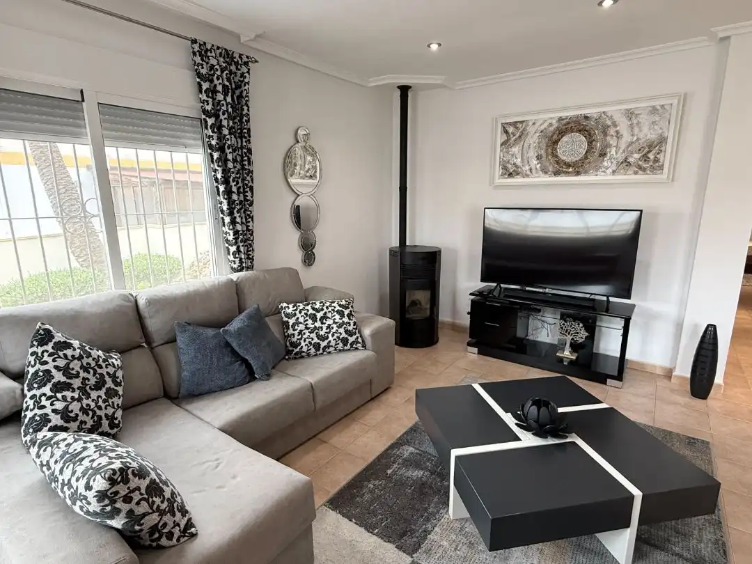 Casa o chalet en venta en Calle del Pozo, 7, Campo de Murcia Sala de estar de Casa o chalet en venta en Murcia Capital con Aire acondicionado, Terraza y Piscina