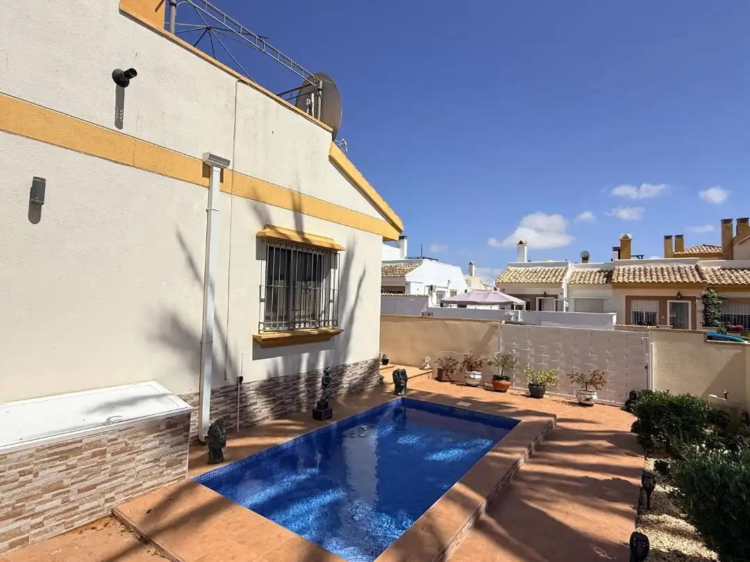Casa o chalet en venta en Calle del Pozo, 7, Campo de Murcia Piscina de Casa o chalet en venta en Murcia Capital con Aire acondicionado, Terraza y Piscina