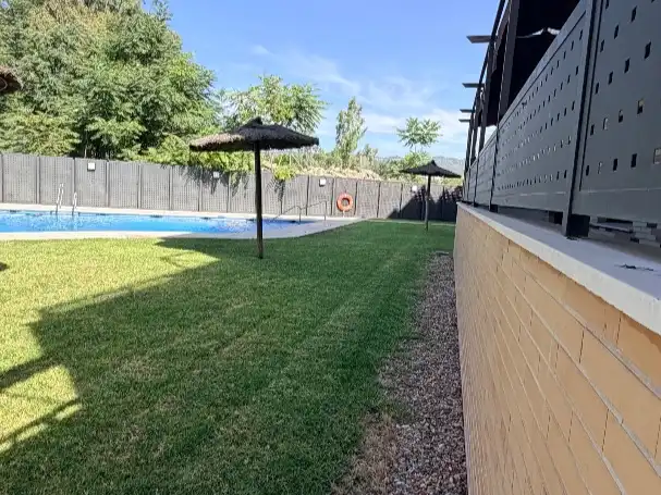 Piso en venta en Cañada Real Mestas, 2, Arroyo del Moro - Noreña Piscina de Piso en venta en Córdoba Capital con Aire acondicionado, Terraza y Piscina