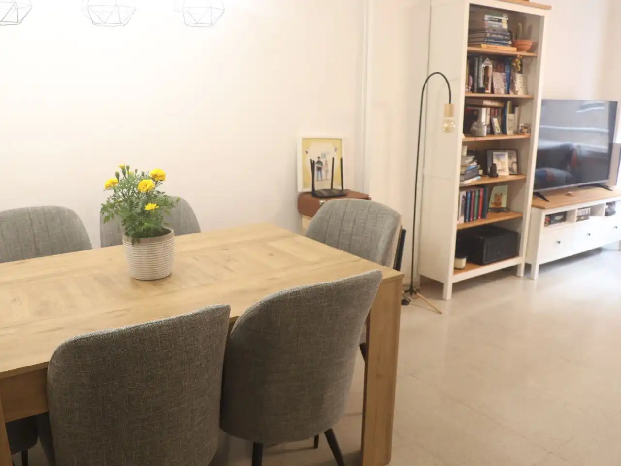 Piso en venta en Carrer Àries, 5, Alicante / Alacant Comedor de Piso en venta en Alicante / Alacant con Aire acondicionado