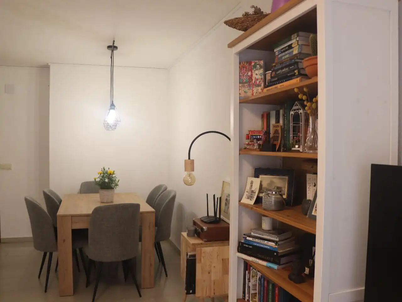 Piso en venta en Carrer Àries, 5, Alicante / Alacant Comedor de Piso en venta en Alicante / Alacant con Aire acondicionado