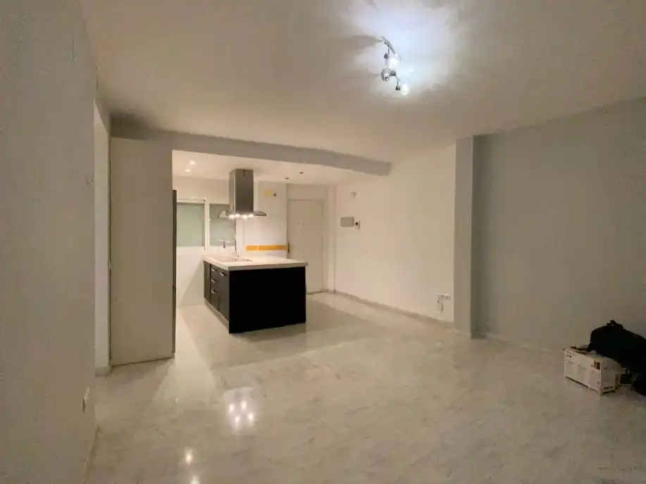 Wohnung zur Miete in San Luis, 93, San Gil Küche von Wohnung zur Miete in Sevilla Capital mit Klimaanlage