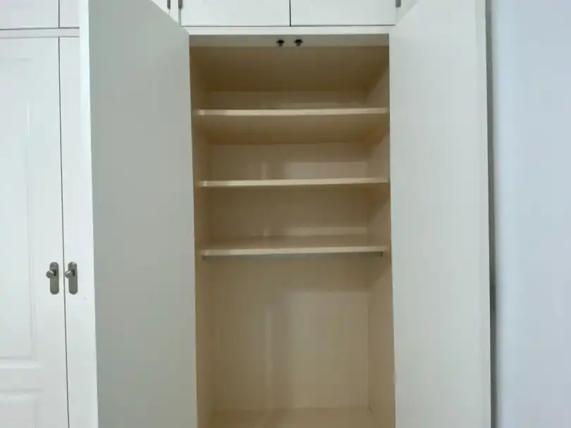 Wohnung zur Miete in San Luis, 93, San Gil Schlafzimmer von Wohnung zur Miete in Sevilla Capital mit Klimaanlage