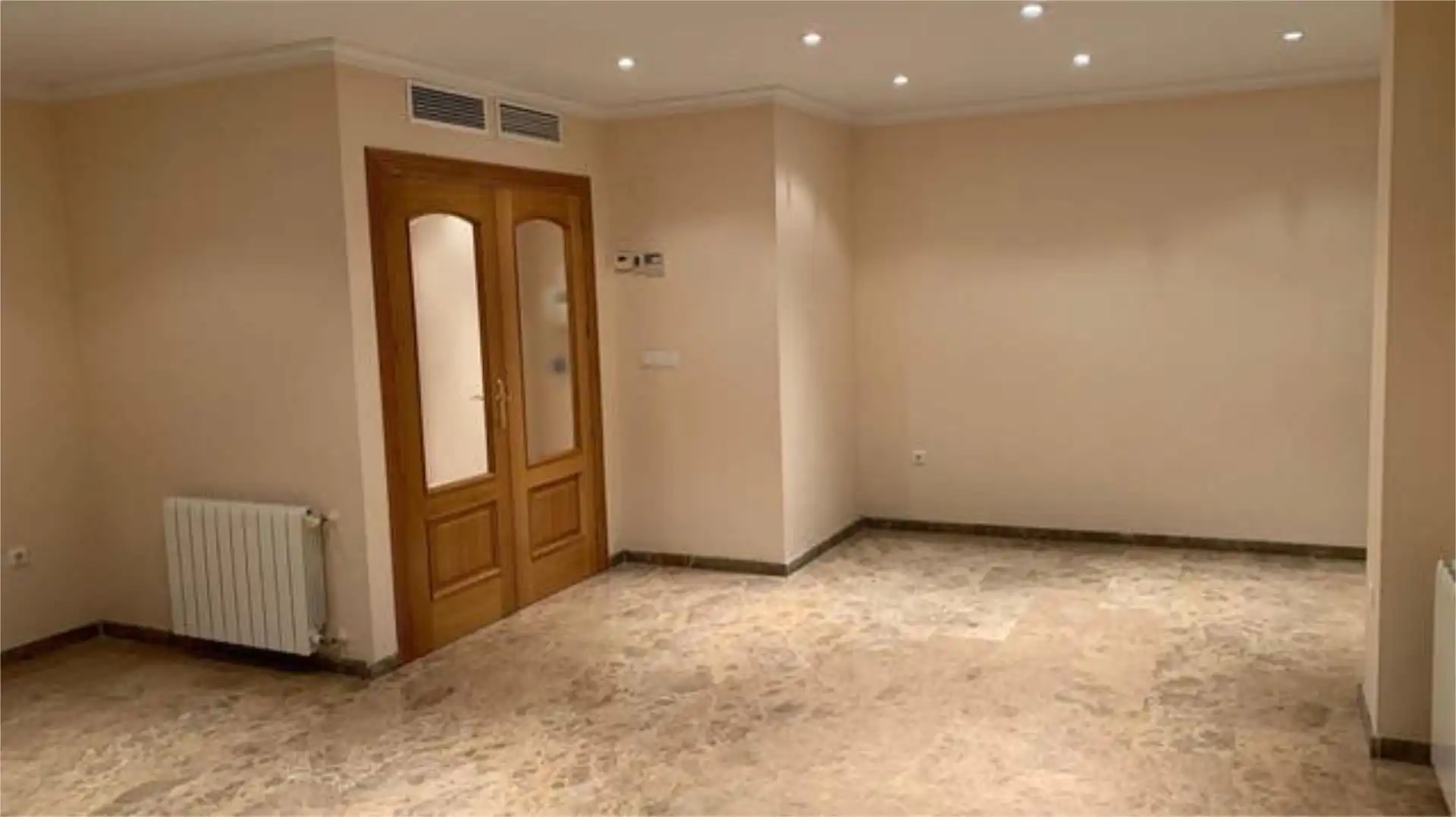 Piso de alquiler en Maestro Carrascosa - Banda de Música Piso de alquiler en Villena con Calefacción, Terraza y Trastero