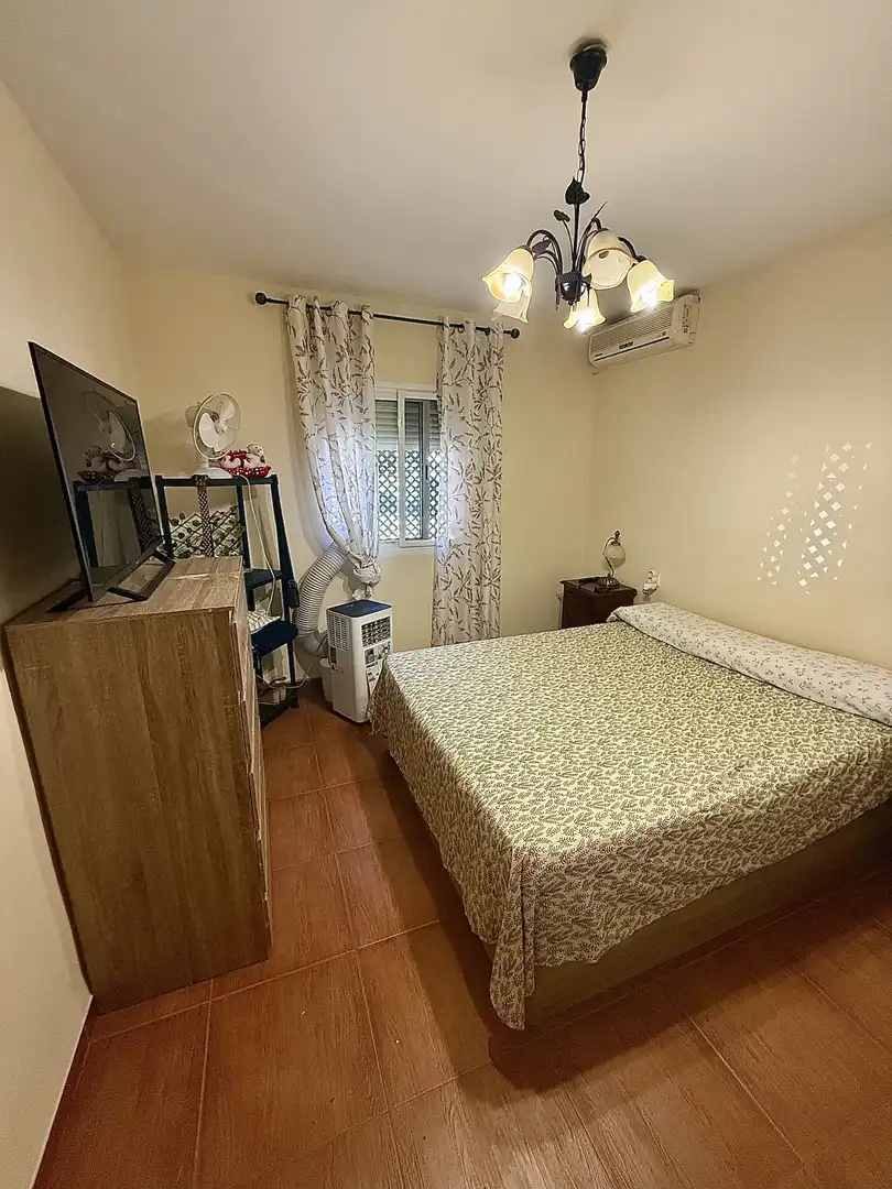 Flat for sale in Calle Encina, 8, Centro - Doña Mercedes Bedroom of Flat for sale in Dos Hermanas with Air Conditioner