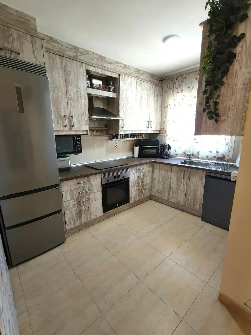 Casa o chalet en venta en Calle Palenque, 21, Calera y Chozas Cocina de Casa o chalet en venta en Calera y Chozas con Aire acondicionado, Calefacción y Jardín privado
