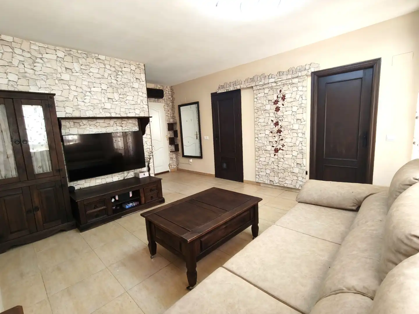 Casa o chalet en venta en Calle Palenque, 21, Calera y Chozas Sala de estar de Casa o chalet en venta en Calera y Chozas con Aire acondicionado, Calefacción y Jardín privado
