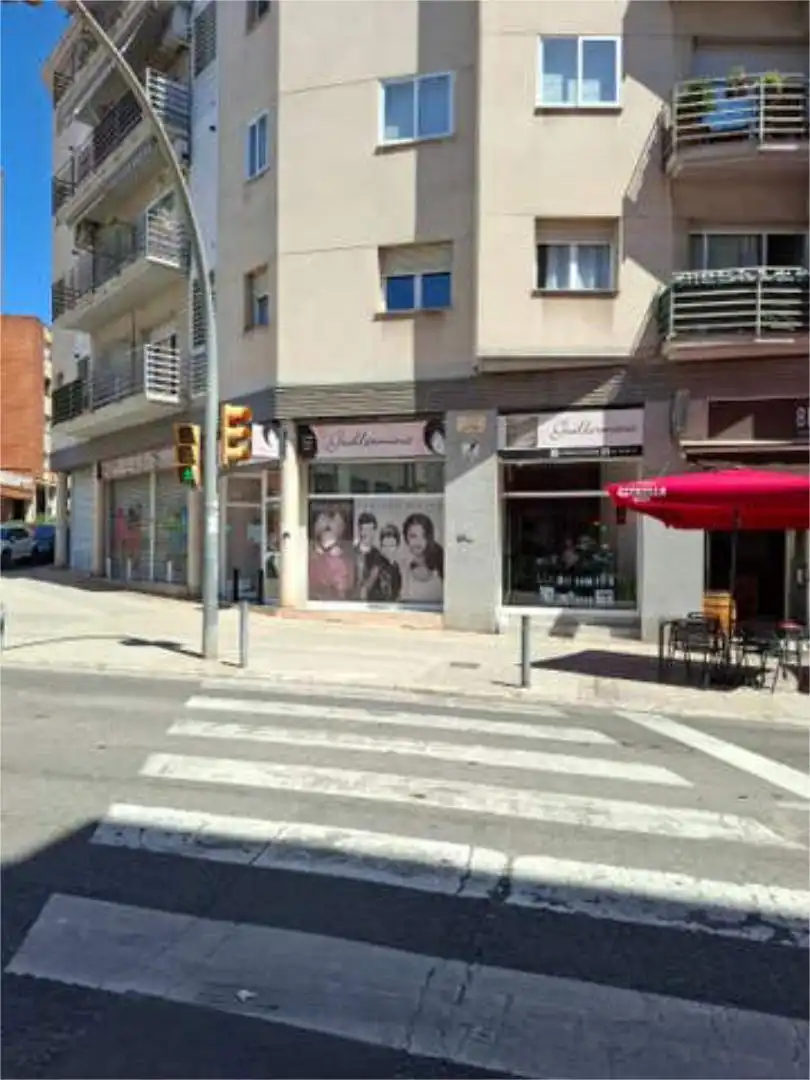 Local de alquiler en Covadonga Local de alquiler en Sabadell con Aire acondicionado