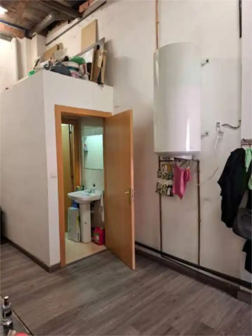 Local de alquiler en Covadonga Baño de Local de alquiler en Sabadell con Aire acondicionado