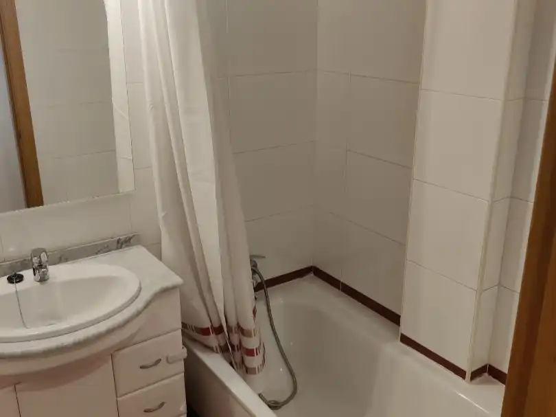 Piso de alquiler en Calle Cuenca, 14, Las Dehesillas - Vereda de los Estudiantes Baño de Piso de alquiler en Leganés con Aire acondicionado, Calefacción y Parquet