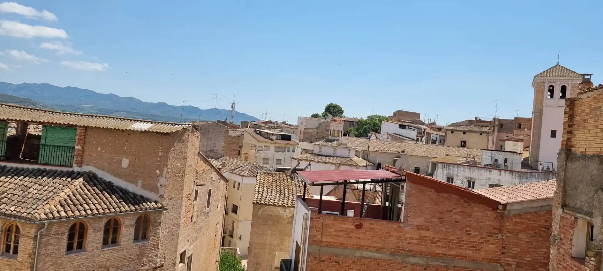 Casa adosada en venta en Carrer Citela, 3, Móra d'Ebre Vista exterior de Casa adosada en venta en Móra d'Ebre