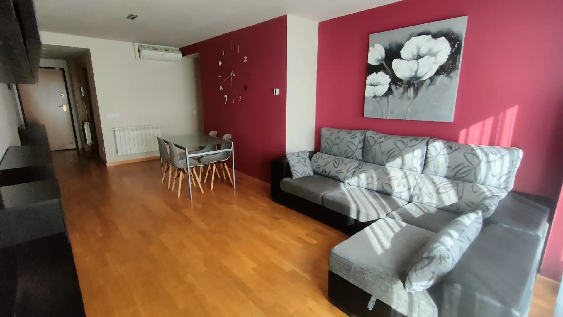 Sala de estar de Piso de alquiler en Villalbilla con Aire acondicionado, Calefacción y Parquet