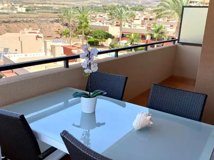 Dachboden zur Miete in Calle Adeje 300, 17, Callao Salvaje - Playa Paraíso Terrasse von Dachboden zur Miete in Adeje mit Privatgarten, Terrasse und Schwimmbad
