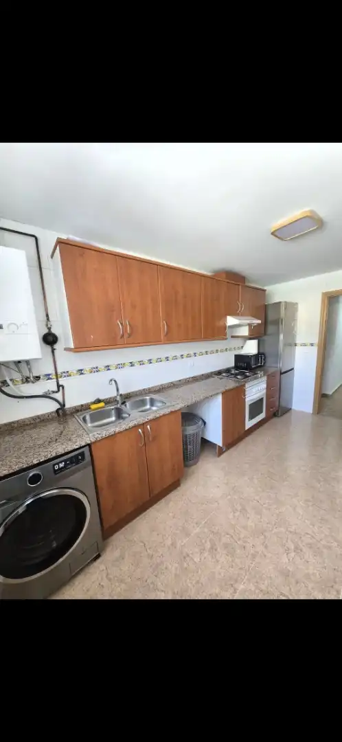 Room in Calle Luis Vives, 21, Requena
