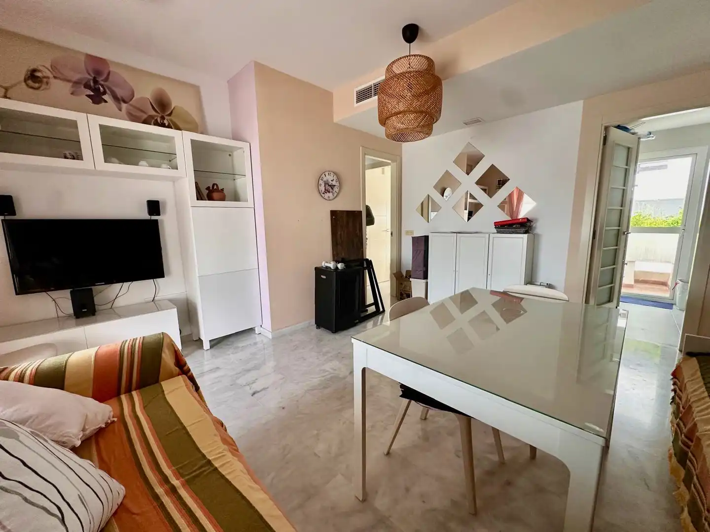 Dúplex en venda a Calle Villa Borghese, 425, Valle Romano Golf Sala d'estar de Dúplex en venda en Estepona amb Aire condicionat i Terrassa