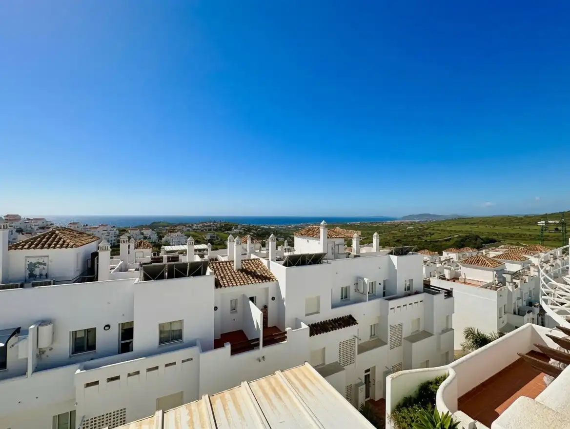 Dúplex en venda a Calle Villa Borghese, 425, Valle Romano Golf Vista exterior de Dúplex en venda en Estepona amb Aire condicionat i Terrassa