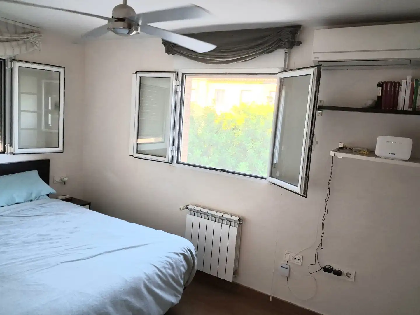 Flat for sale in Calle Acera Fuente Picadores, 13, Huerta de la Reina - Trassierra Bedroom of Flat for sale in Córdoba with Storage room