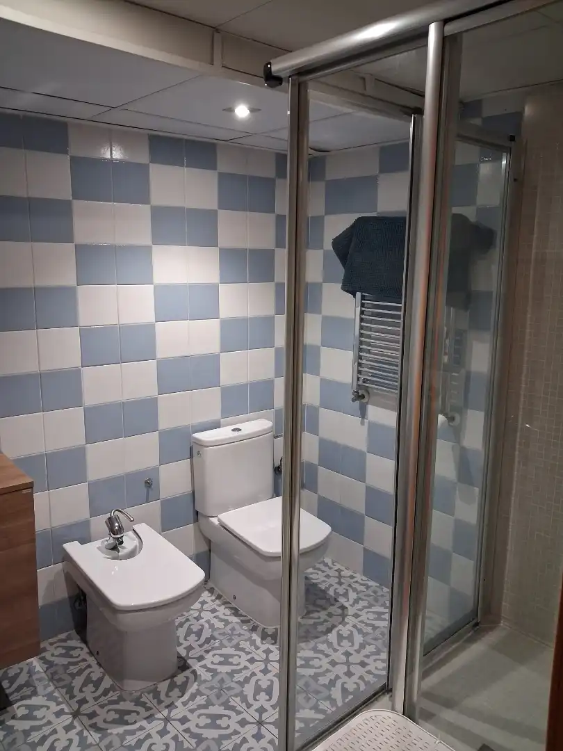 Flat for sale in Calle Acera Fuente Picadores, 13, Huerta de la Reina - Trassierra Bathroom of Flat for sale in Córdoba with Storage room