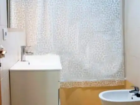Flat for rent in Calle Ronda del Pelirón, 53, Chapín - Campus Universitario - Navinco Bathroom of Flat for rent in Jerez de la Frontera with Air Conditioner, Parquet flooring and Furnished