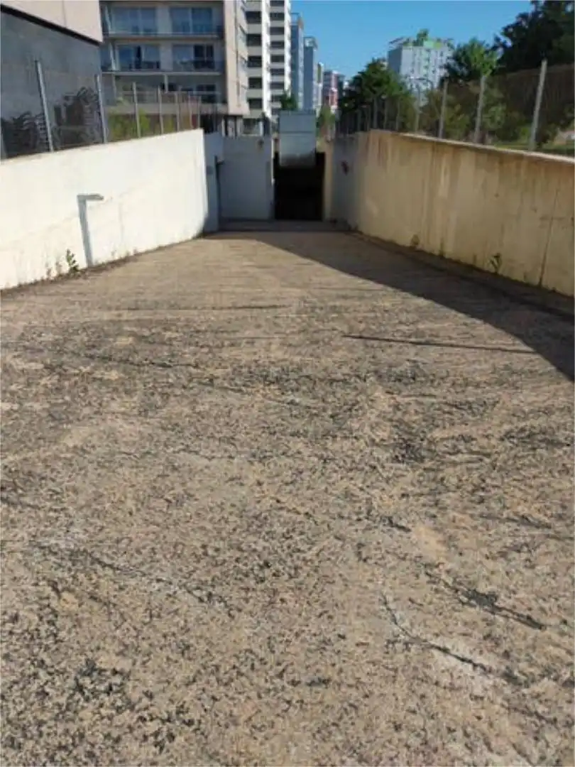 Außenansicht von Garage zur Miete in Vitoria - Gasteiz