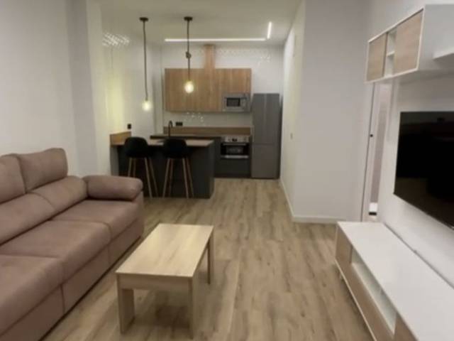 Apartamento en Alquiler en Avenida de la Paz, 110 en La Carlota