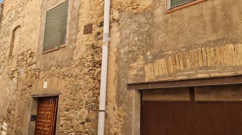 Casa adosada en venta en Plaça Garriguella, 7, Peralada, Girona - imagen 2 Foto 2 de Casa adosada en venta en Plaça Garriguella, 7, Peralada, Girona